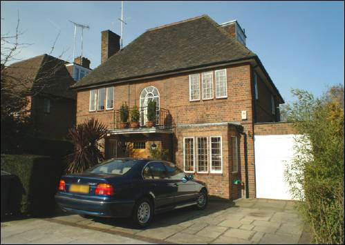77 Meadway